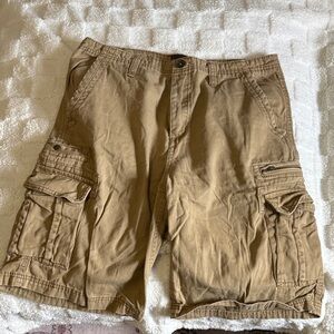Men's Casual Tan Cargo Shorts
